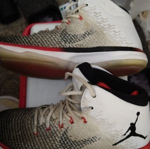 Nike air jordan XXXI black toe